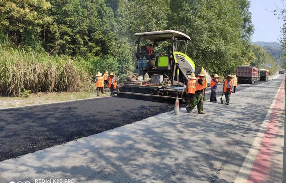 S223宜安路，油面攤鋪